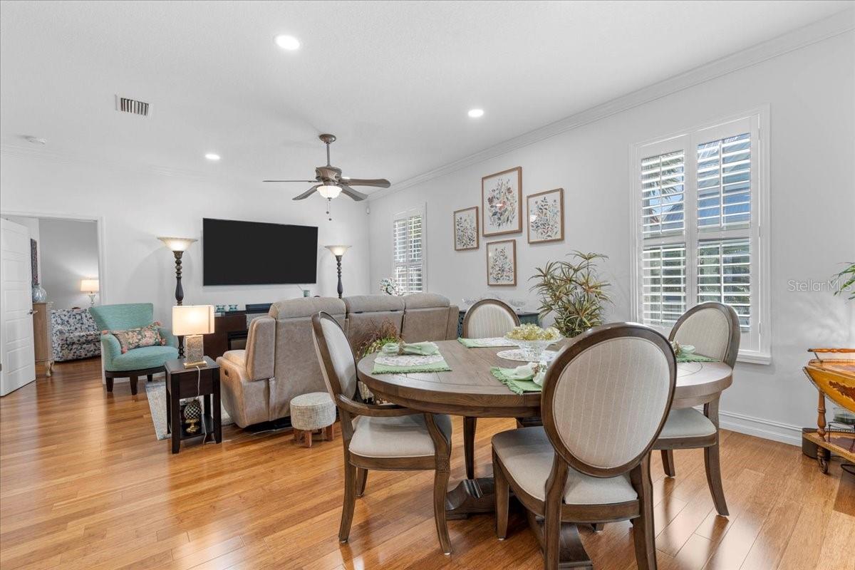 Image 21 of 47 For 233 Durrance Street