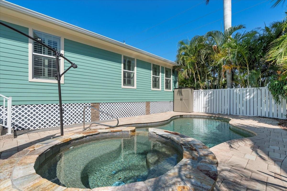 Image 35 of 47 For 233 Durrance Street