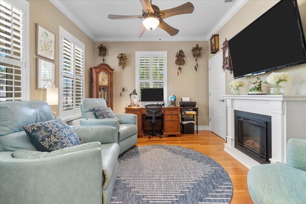 Image 9 of 47 For 233 Durrance Street