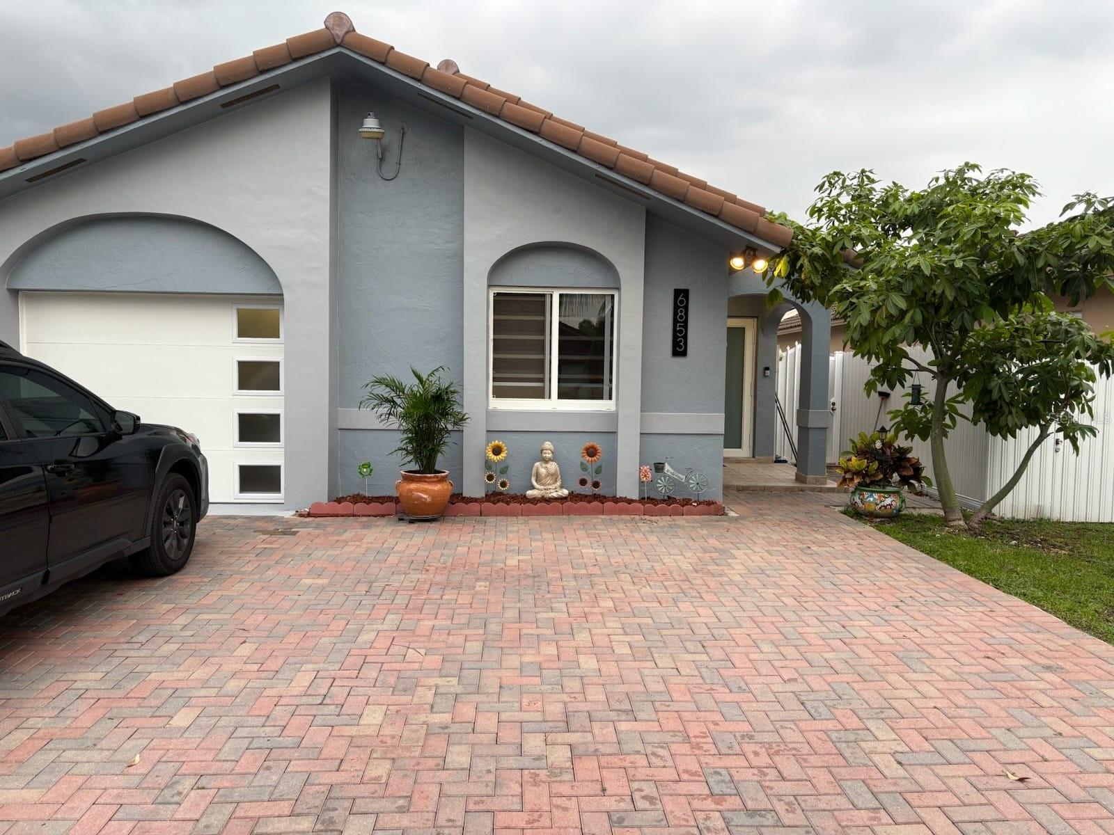 Details for 6853 25th Court, HIALEAH, FL 33016