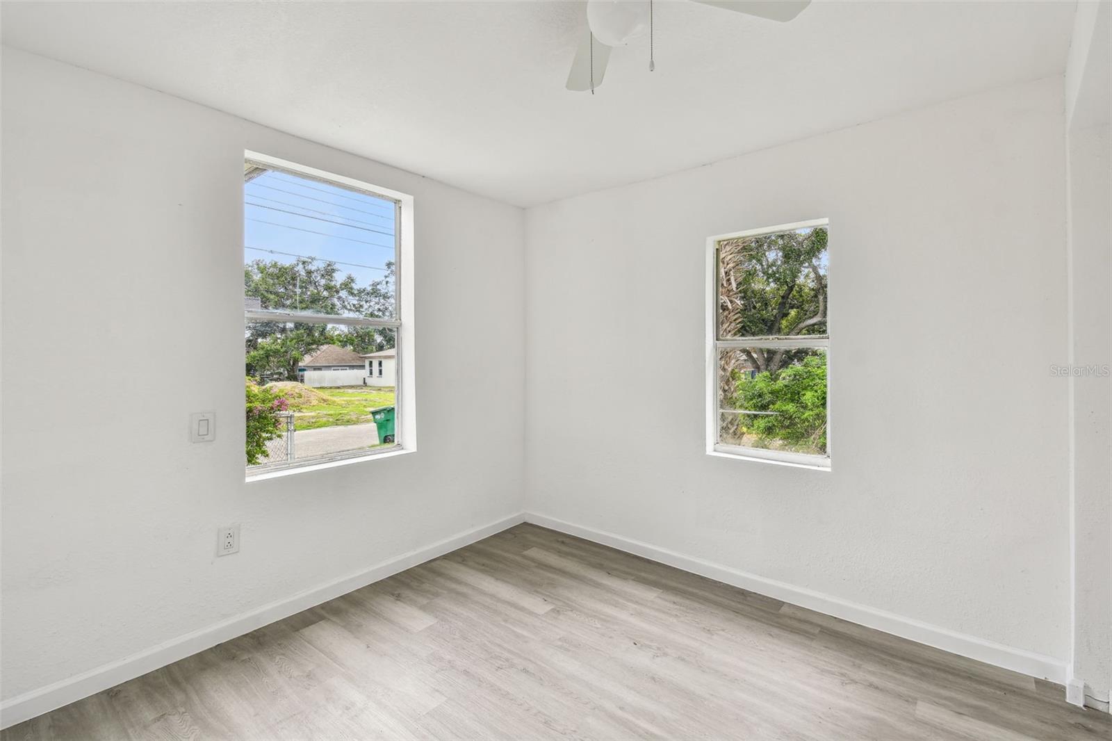 Image 43 of 80 For 2626 38th Avenue