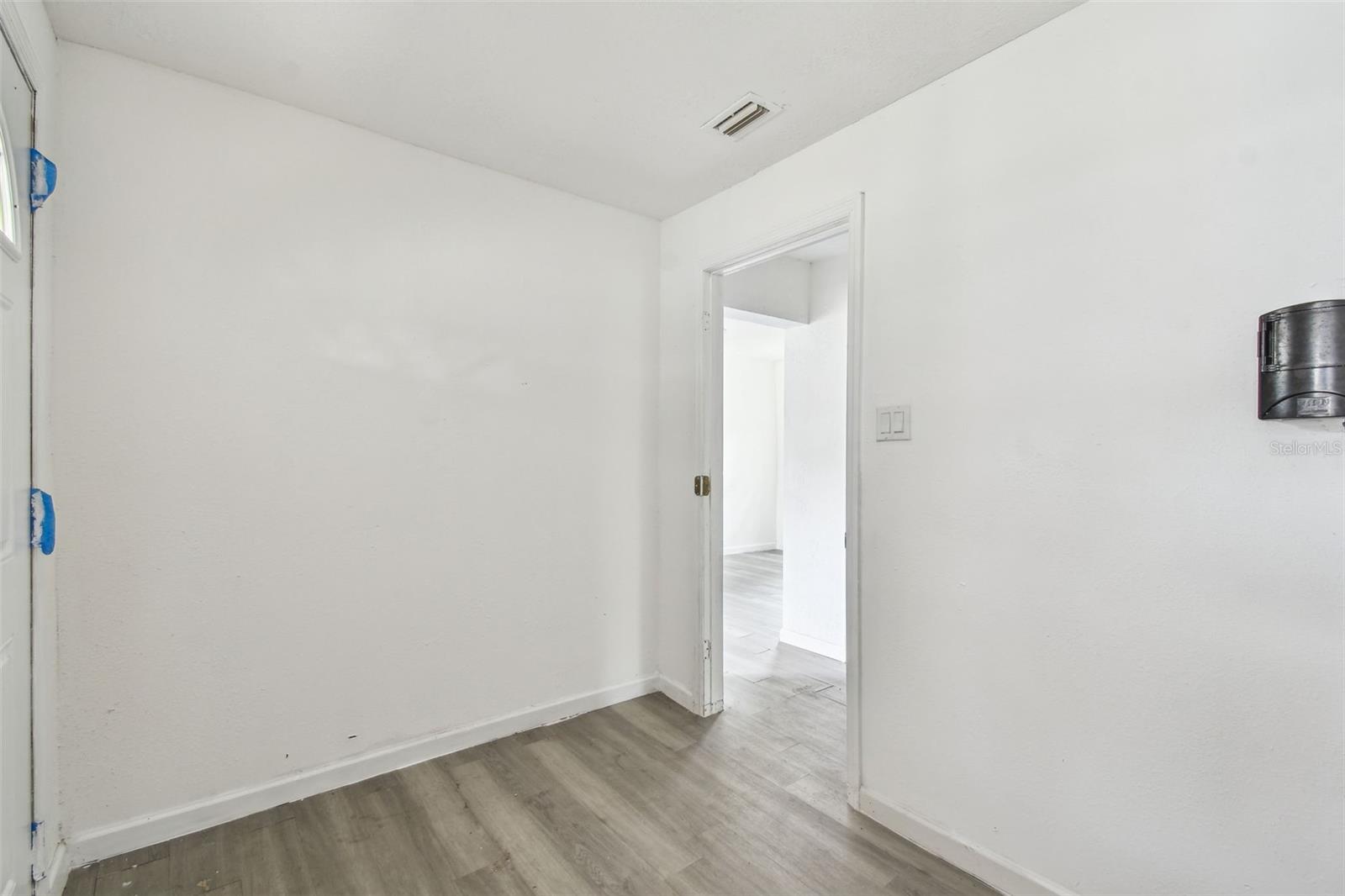 Image 72 of 80 For 2626 38th Avenue
