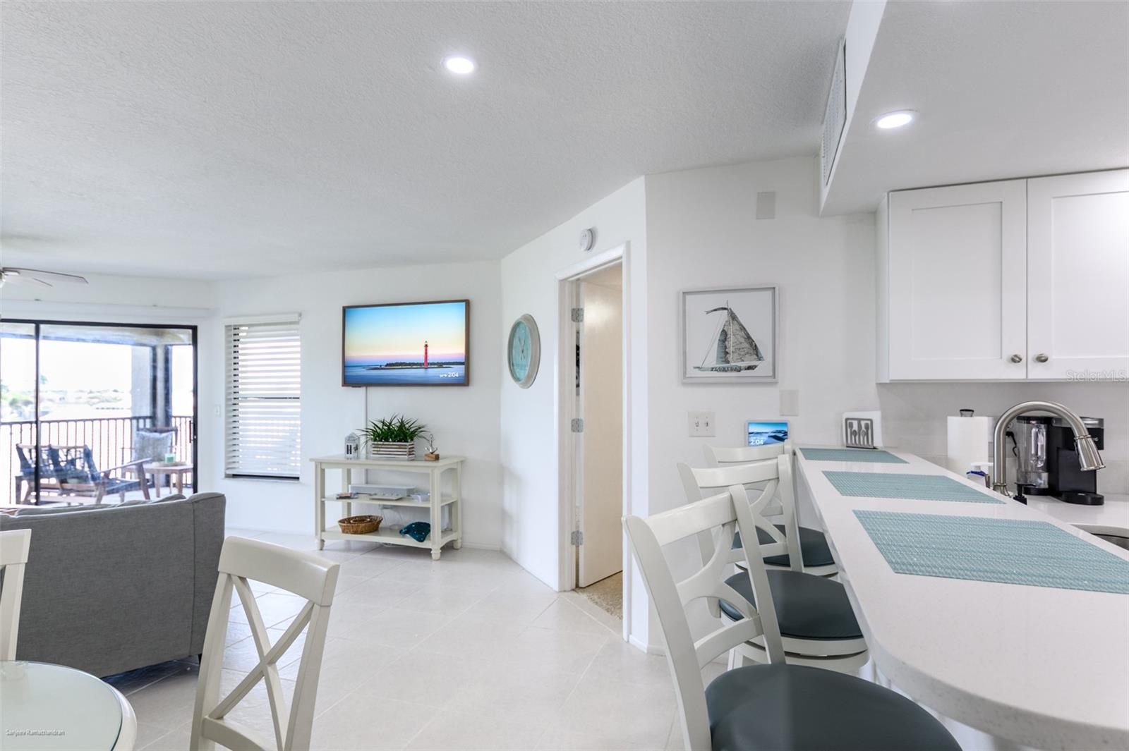 Image 10 of 44 For 2601 Marion Avenue 41c