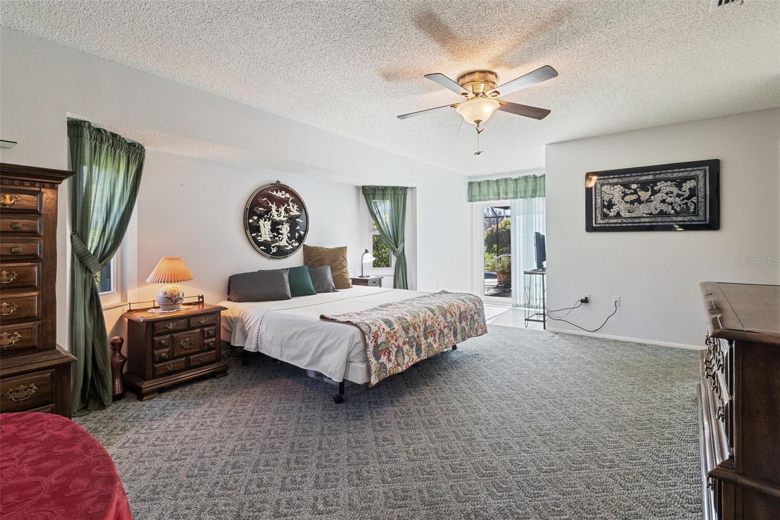 Image 18 of 36 For 11068 Jacqueline Avenue