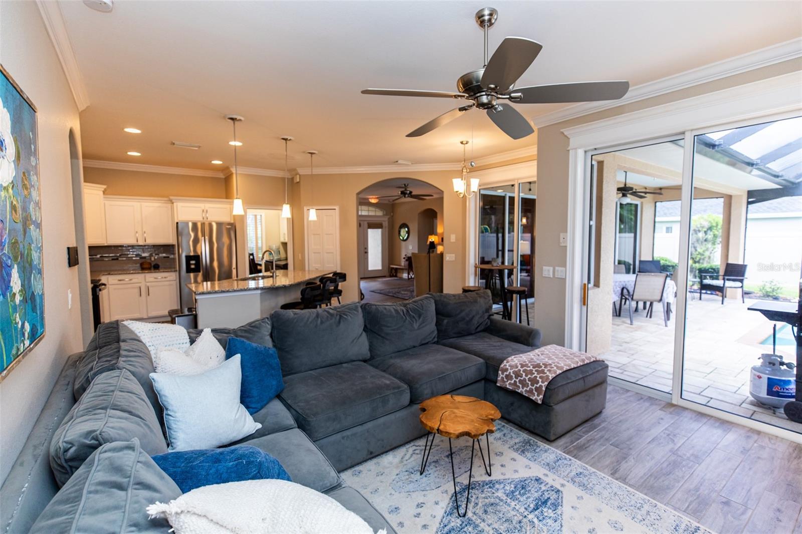 Image 17 of 47 For 4640 Price Boulevard