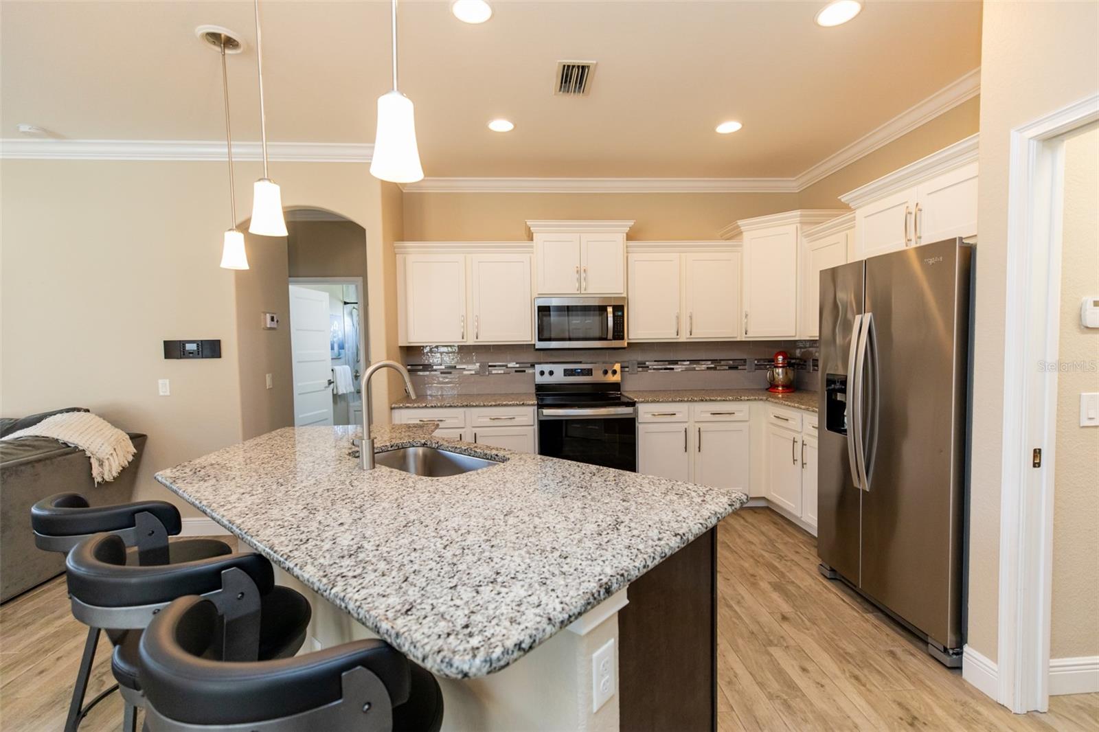 Image 2 of 47 For 4640 Price Boulevard