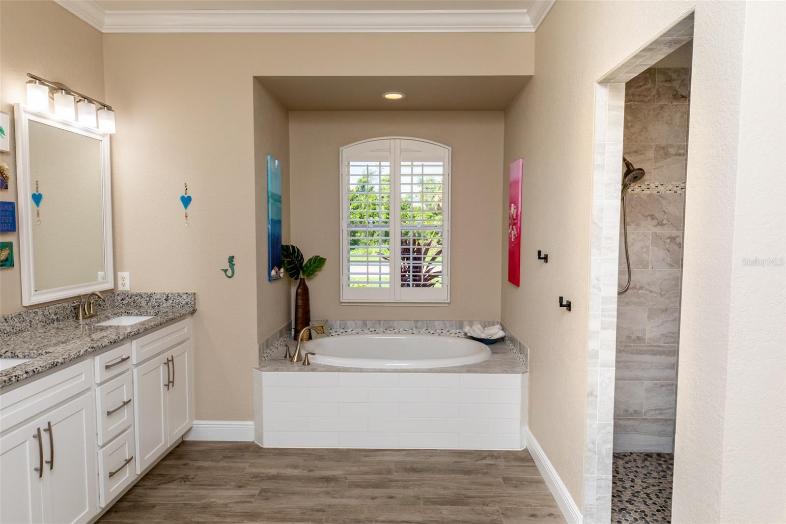Image 22 of 47 For 4640 Price Boulevard