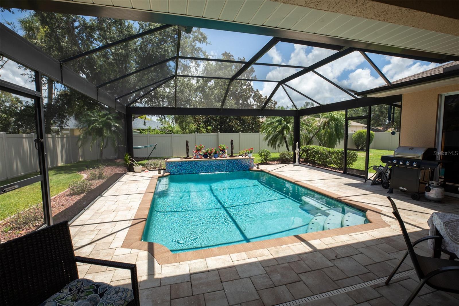 Image 3 of 47 For 4640 Price Boulevard