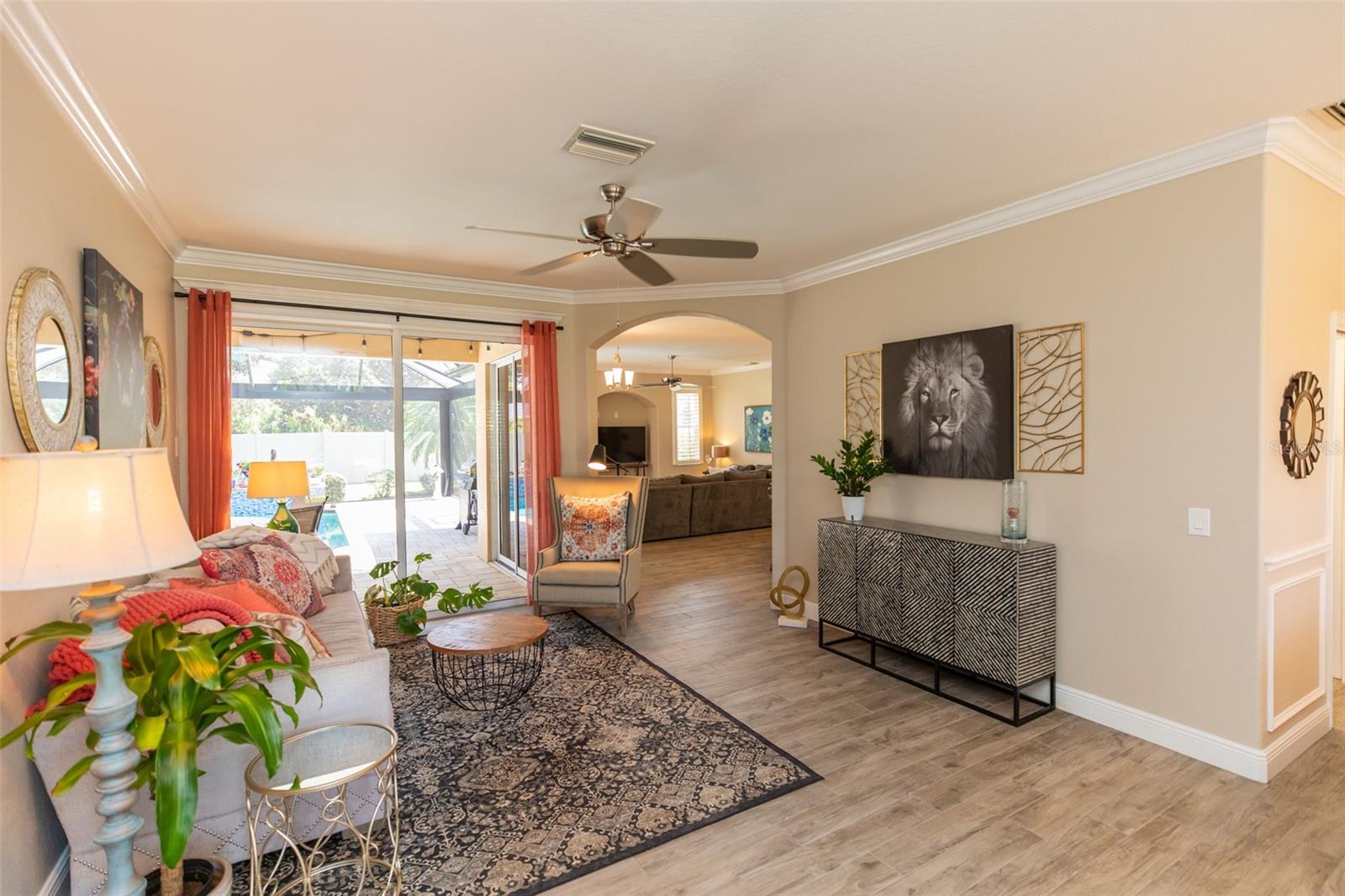 Image 6 of 47 For 4640 Price Boulevard