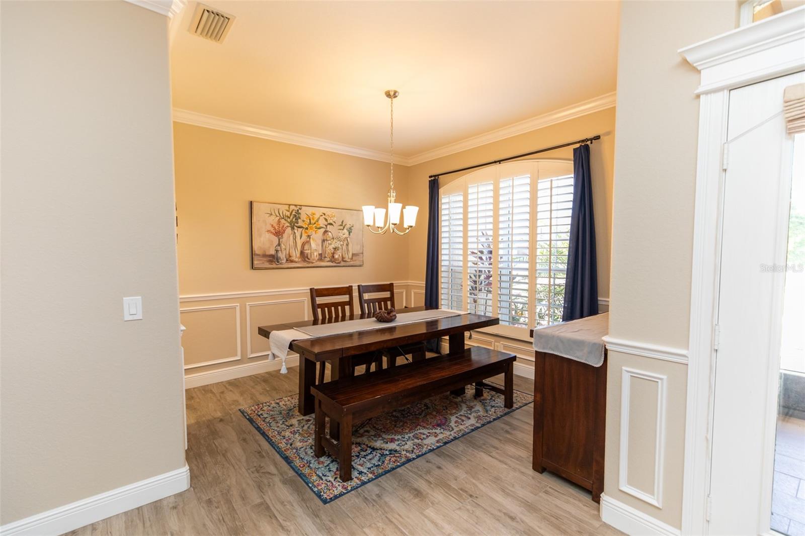Image 9 of 47 For 4640 Price Boulevard