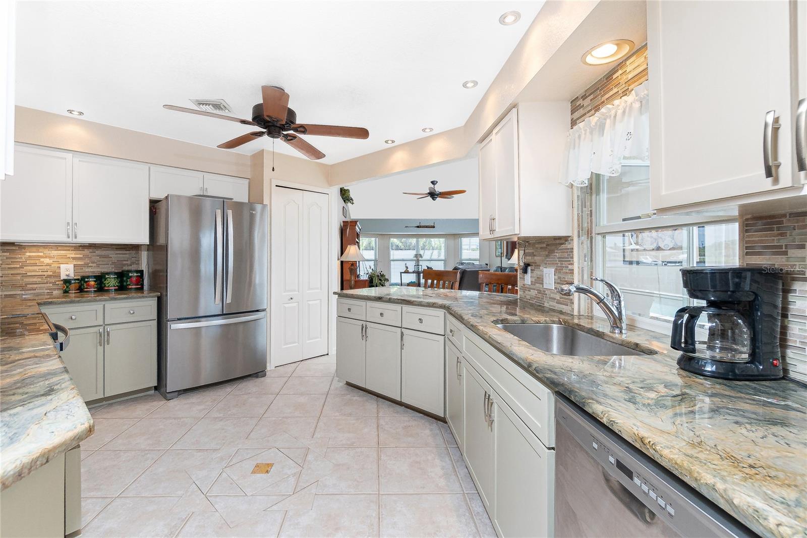 Image 15 of 72 For 4142 Reif Ct