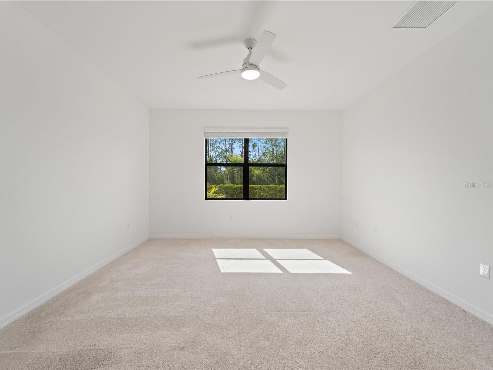 Image 23 of 48 For 2161 Gardenia Avenue
