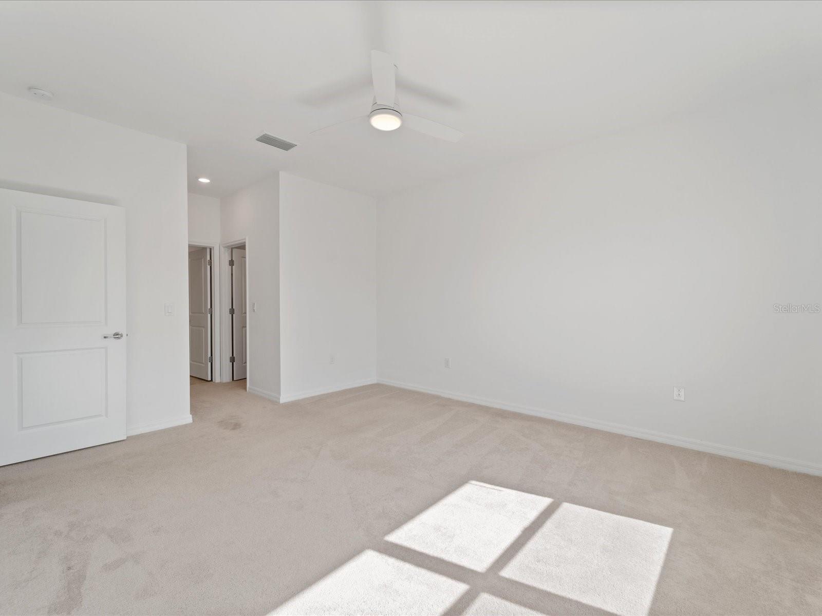Image 24 of 48 For 2161 Gardenia Avenue