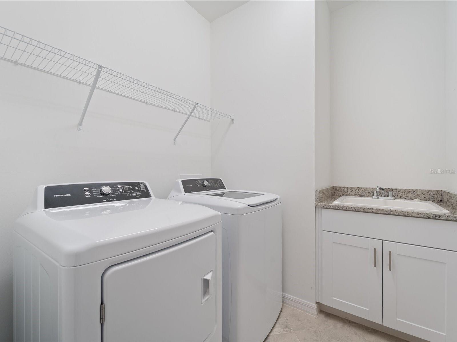 Image 42 of 48 For 2161 Gardenia Avenue