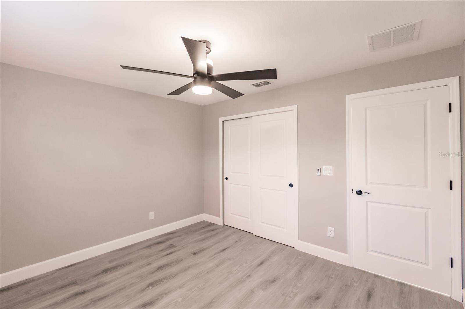 Image 18 of 32 For 627 22nd Terrace