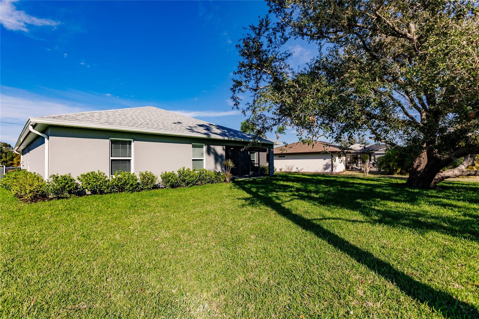 Image 26 of 32 For 627 22nd Terrace