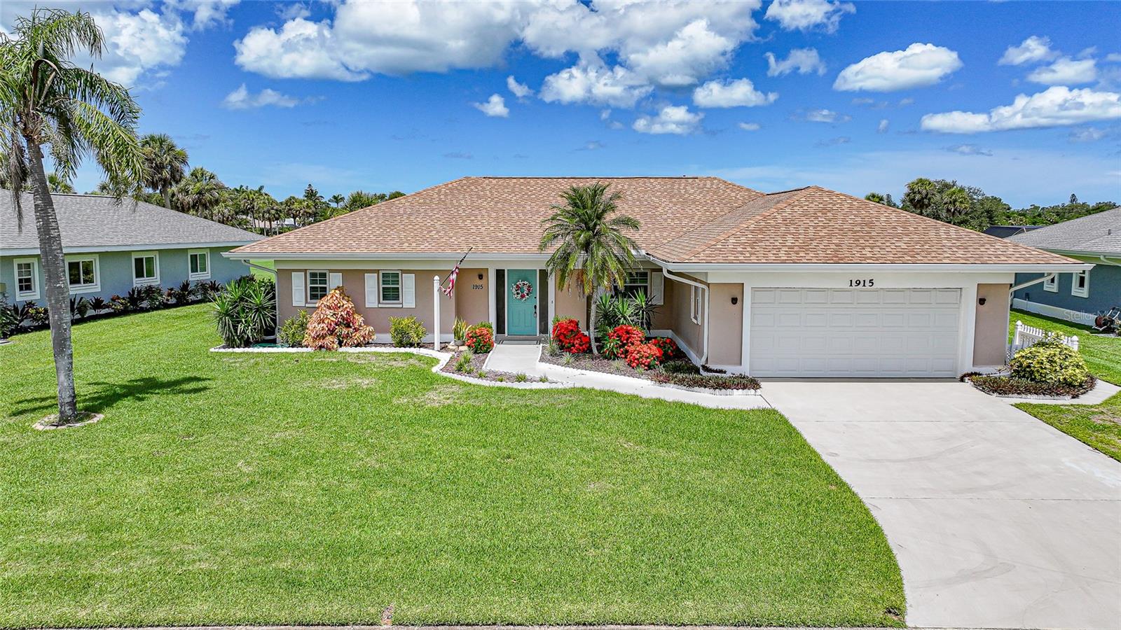 Details for 1915 Pebble Beach Court, VENICE, FL 34293