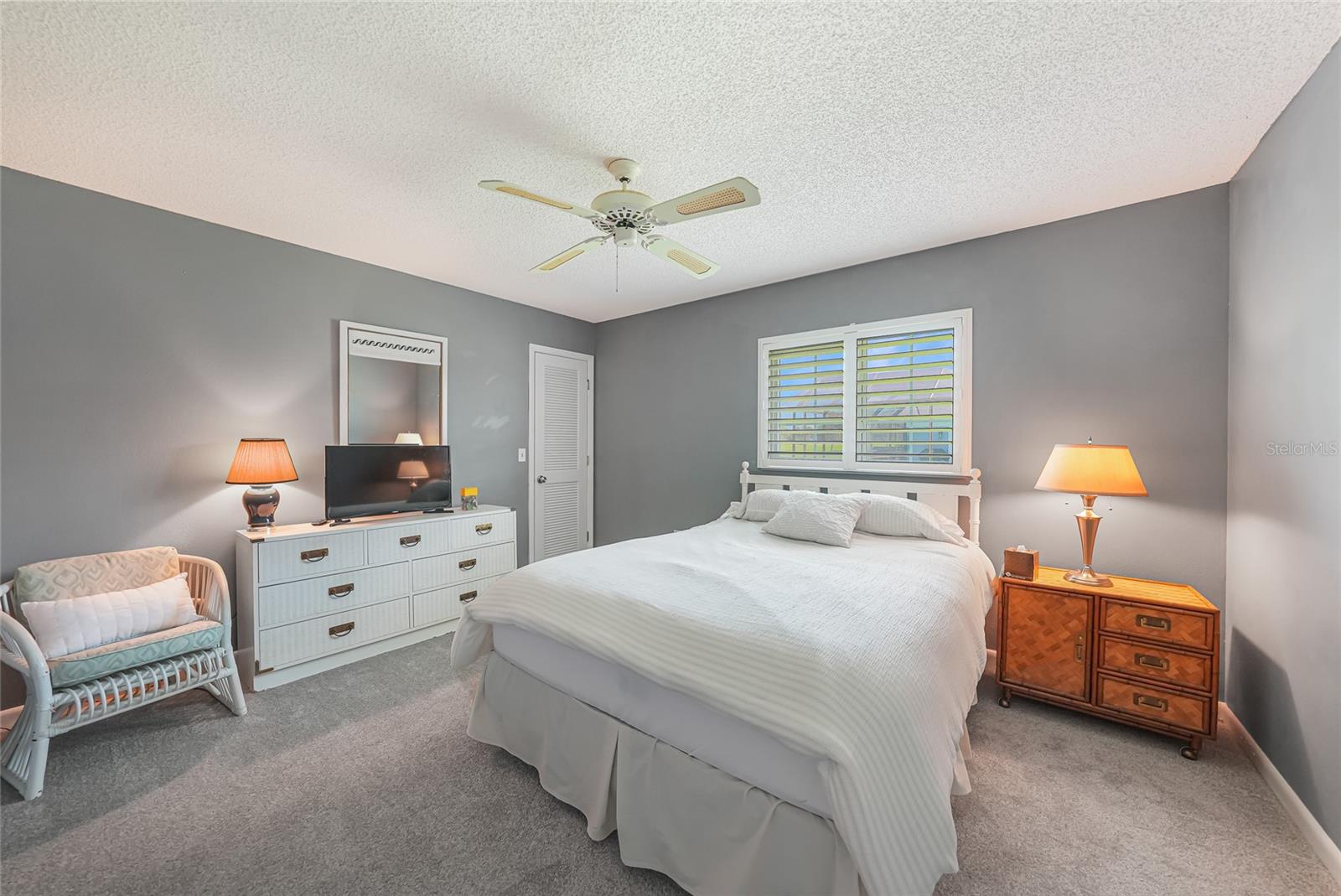 Image 21 of 48 For 1915 Pebble Beach Court