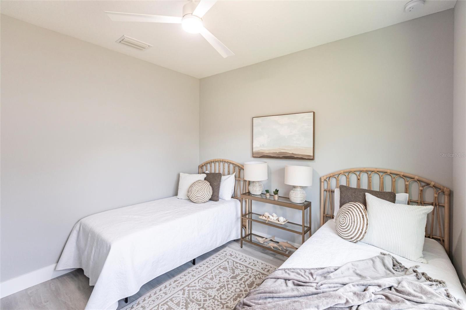 Image 34 of 53 For 12531 Siesta Drive