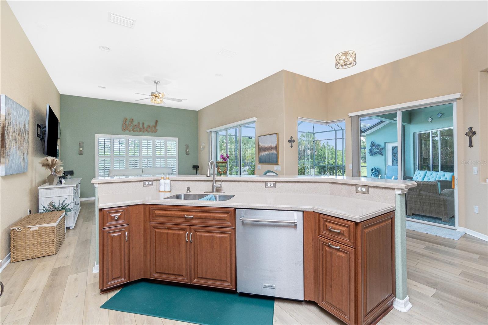 Image 12 of 60 For 9954 Audrey Street