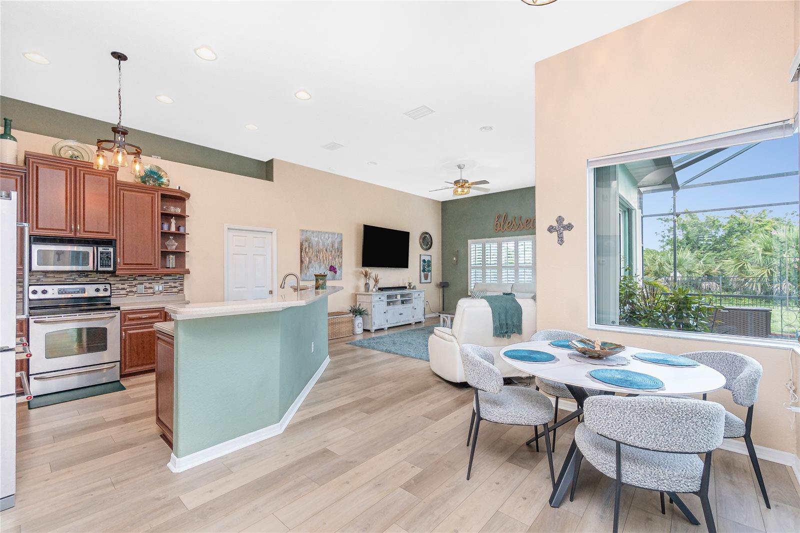 Image 15 of 60 For 9954 Audrey Street