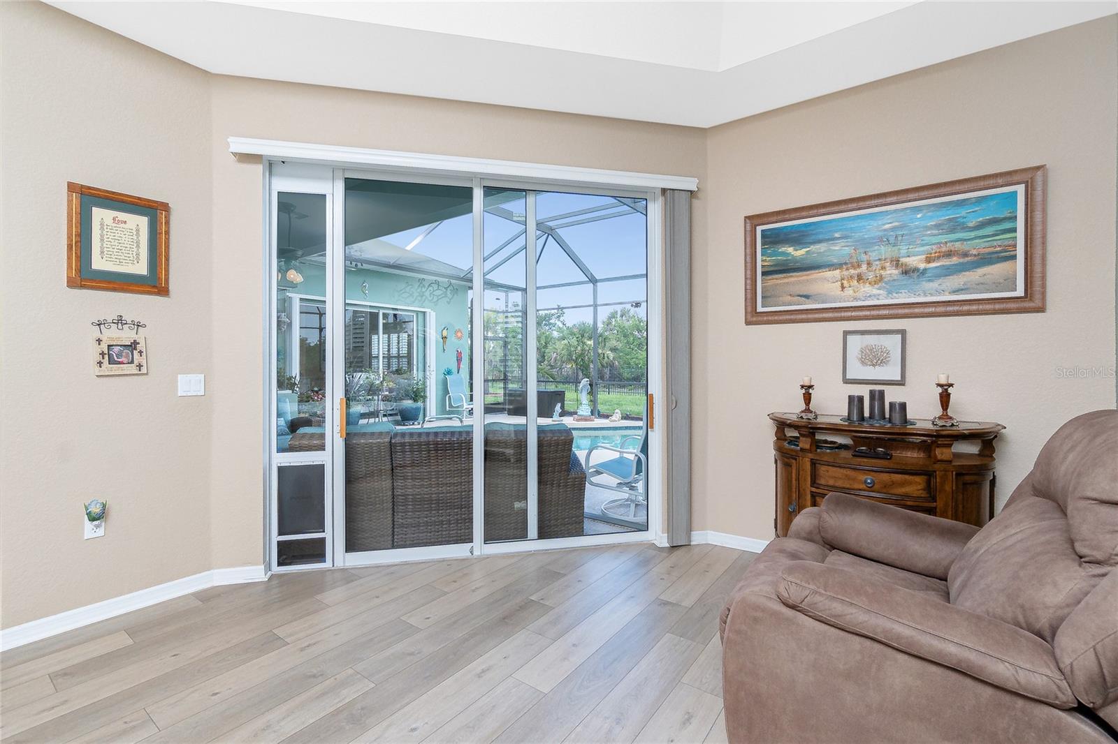 Image 23 of 60 For 9954 Audrey Street