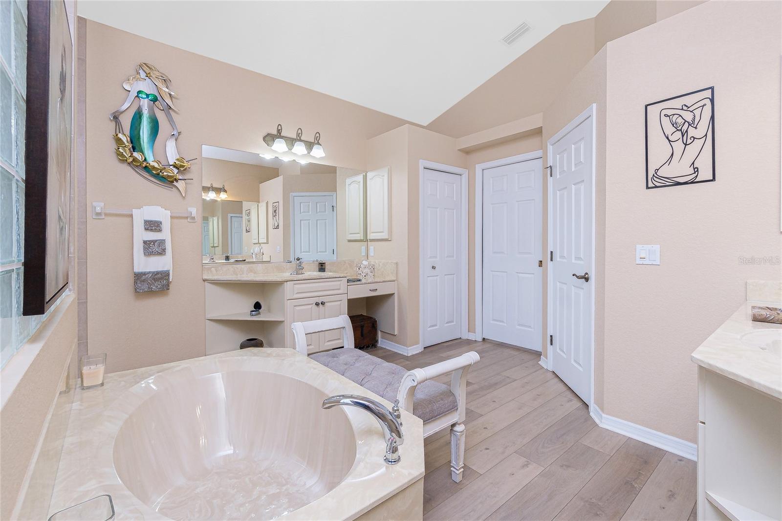 Image 27 of 60 For 9954 Audrey Street