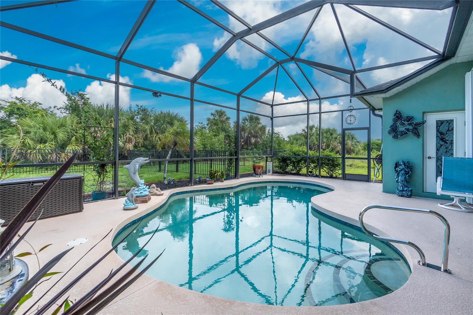 Image 3 of 60 For 9954 Audrey Street