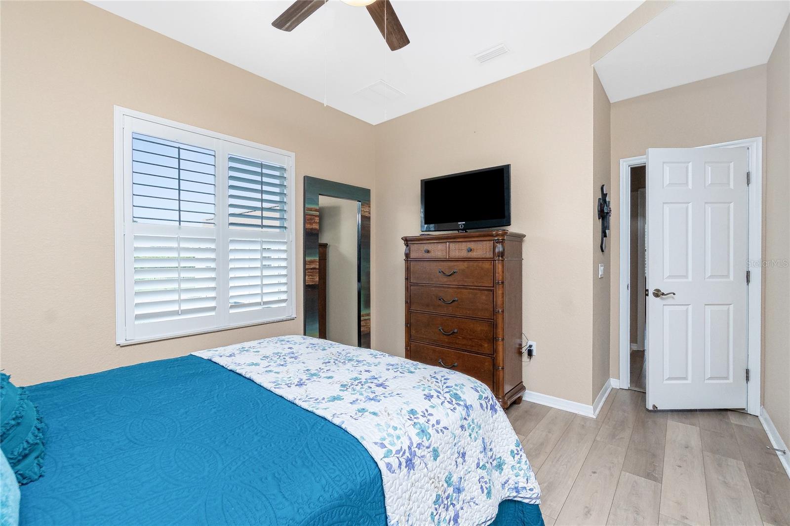 Image 33 of 60 For 9954 Audrey Street