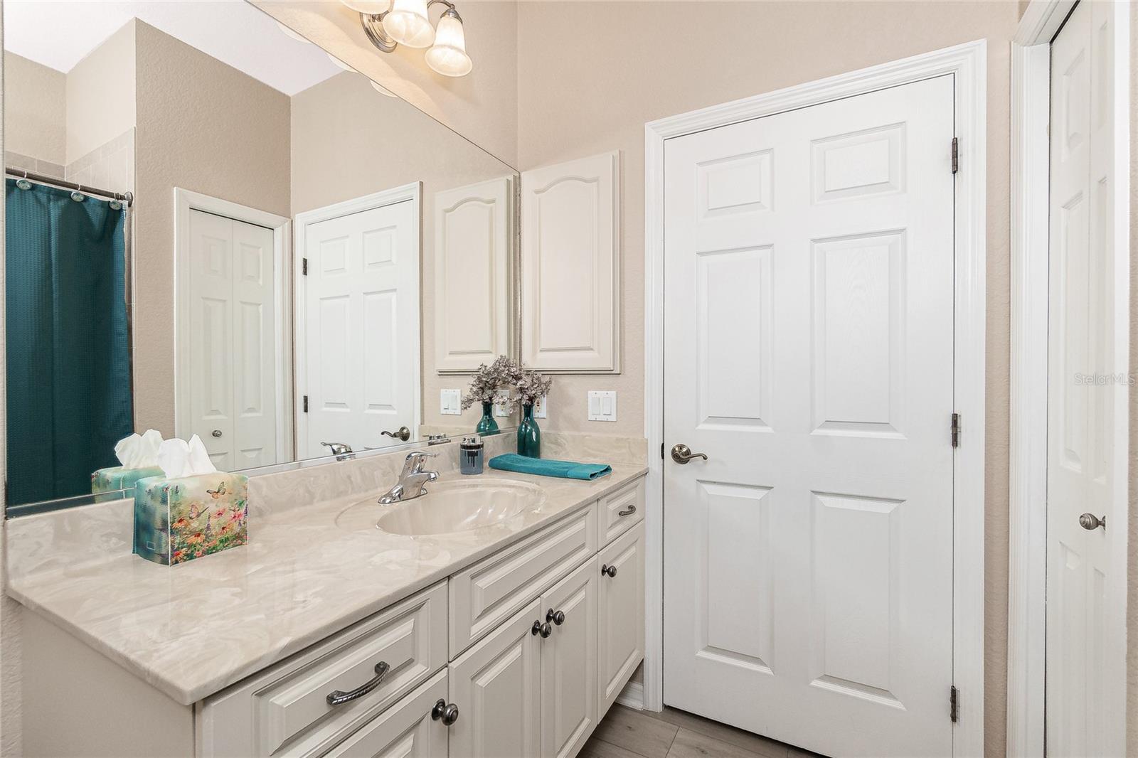 Image 38 of 60 For 9954 Audrey Street