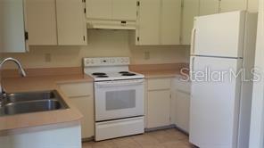 Image 2 of 11 For 249 Lomond Drive B