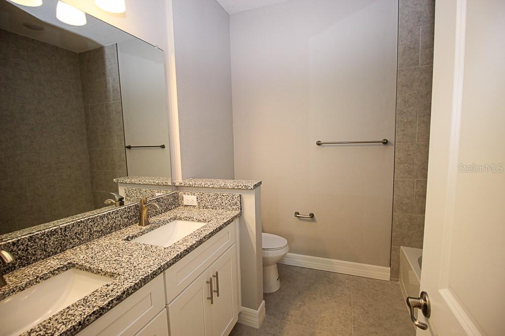 Image 12 of 18 For 25248 Punta Madryn Avenue