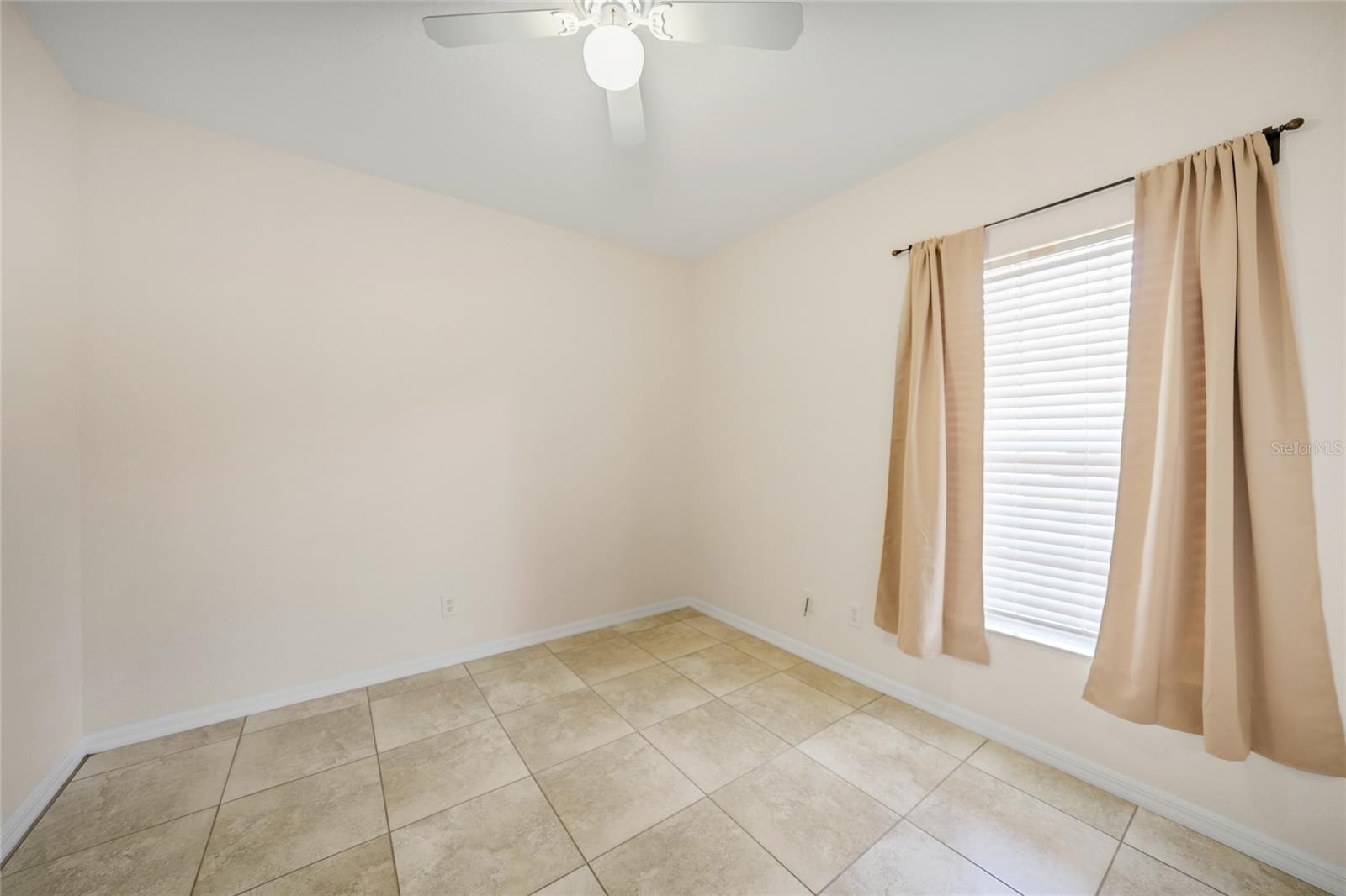 Image 14 of 46 For 2061 Willow Hammock Circle 105