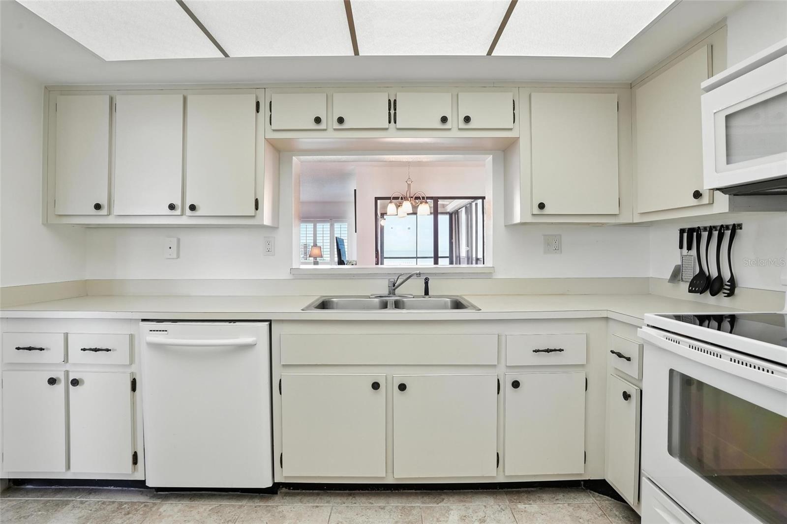 Image 20 of 42 For 6662 Estero Boulevard 708