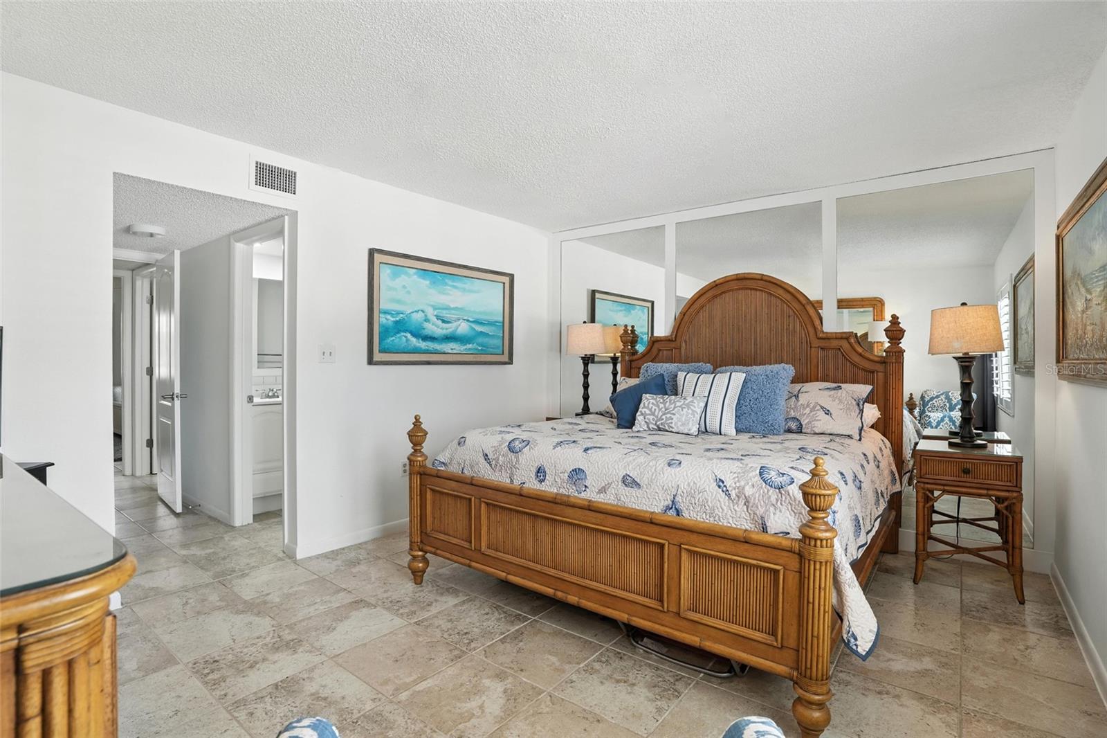Image 26 of 42 For 6662 Estero Boulevard 708