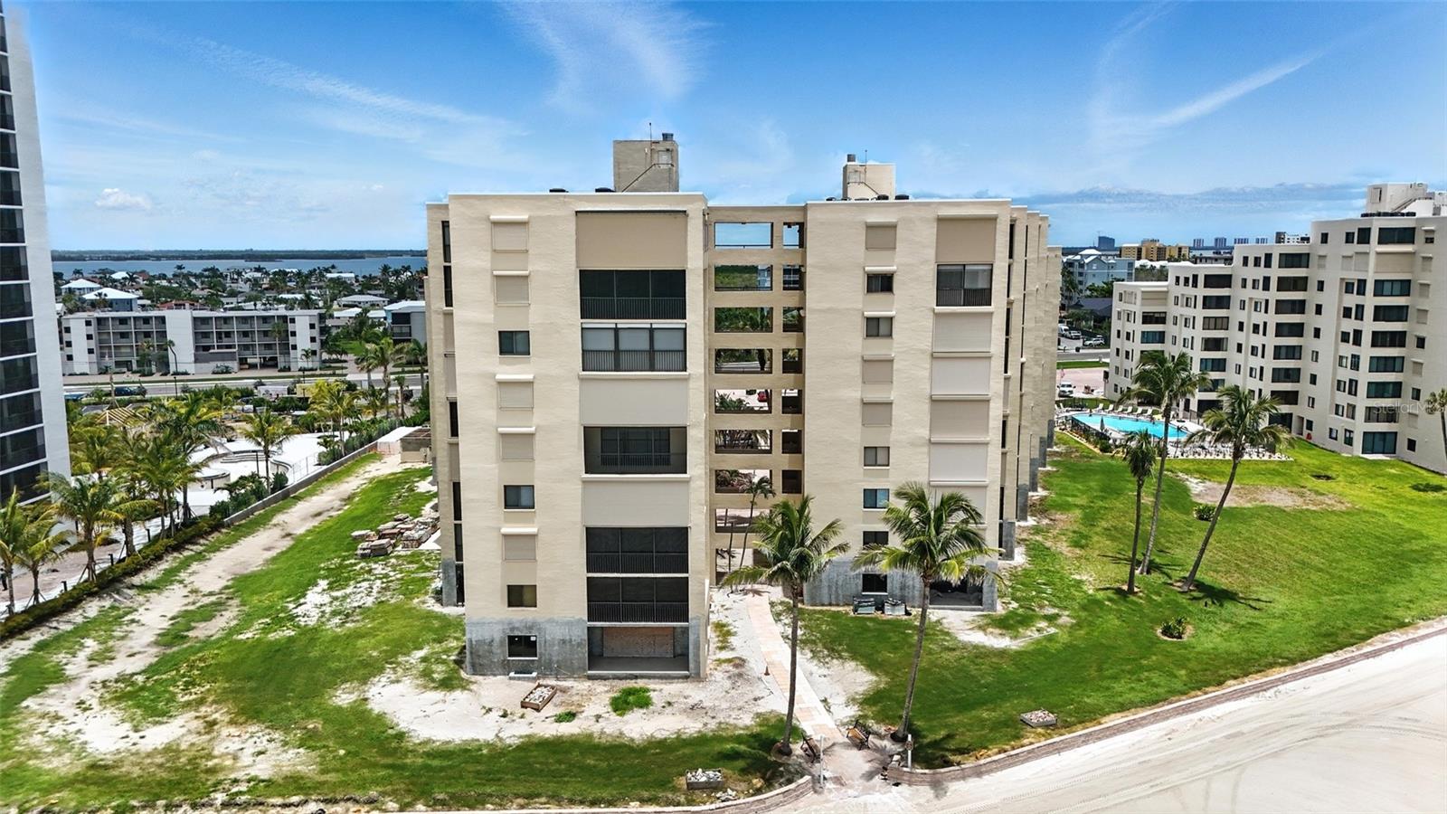 Image 36 of 42 For 6662 Estero Boulevard 708