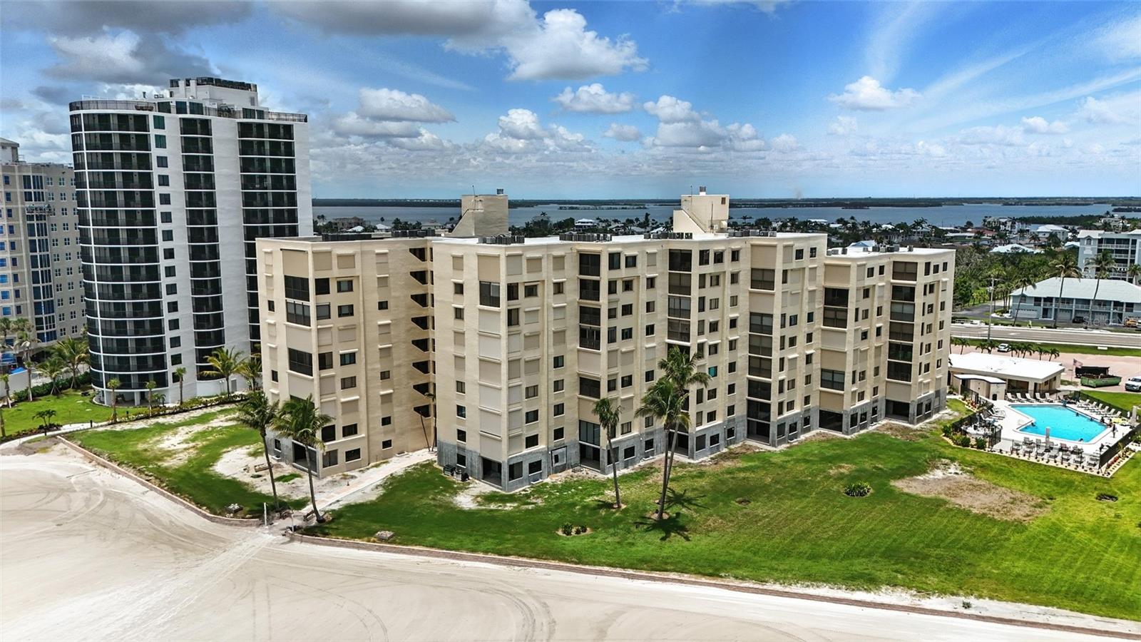 Image 37 of 42 For 6662 Estero Boulevard 708
