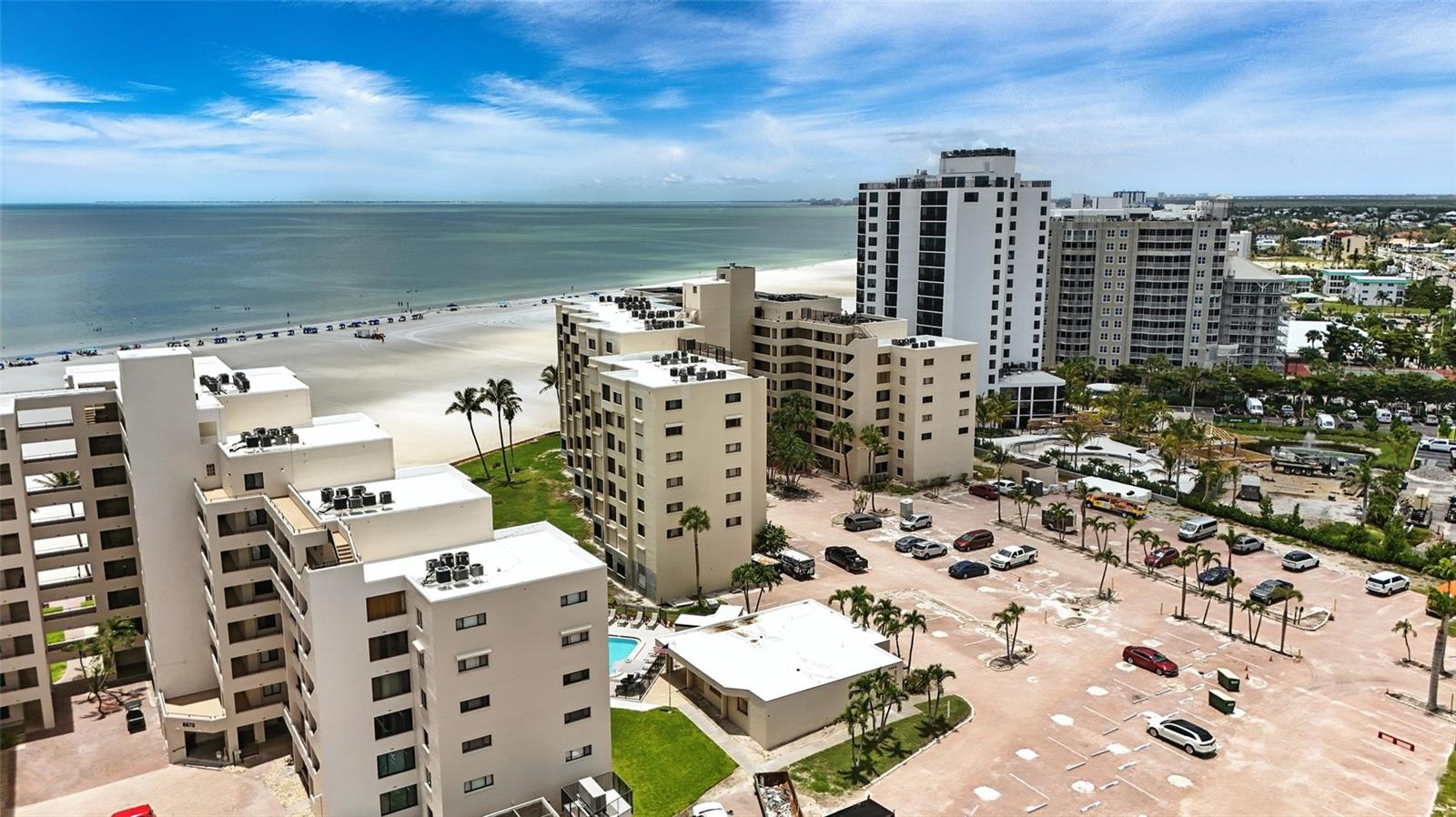 Image 5 of 42 For 6662 Estero Boulevard 708