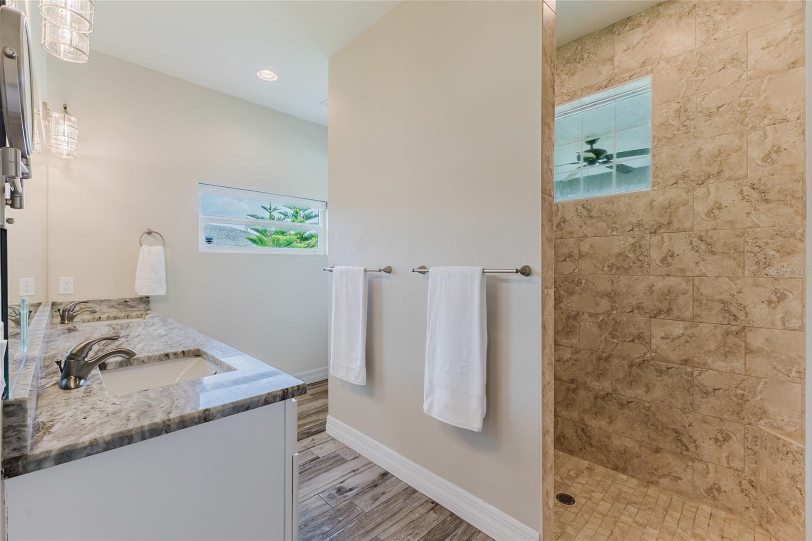 Image 17 of 47 For 12300 El Prado Drive