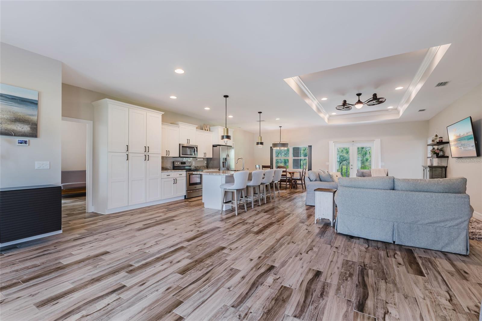 Image 3 of 47 For 12300 El Prado Drive