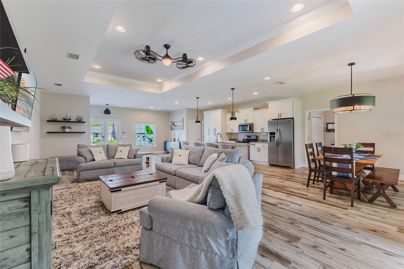 Image 5 of 47 For 12300 El Prado Drive