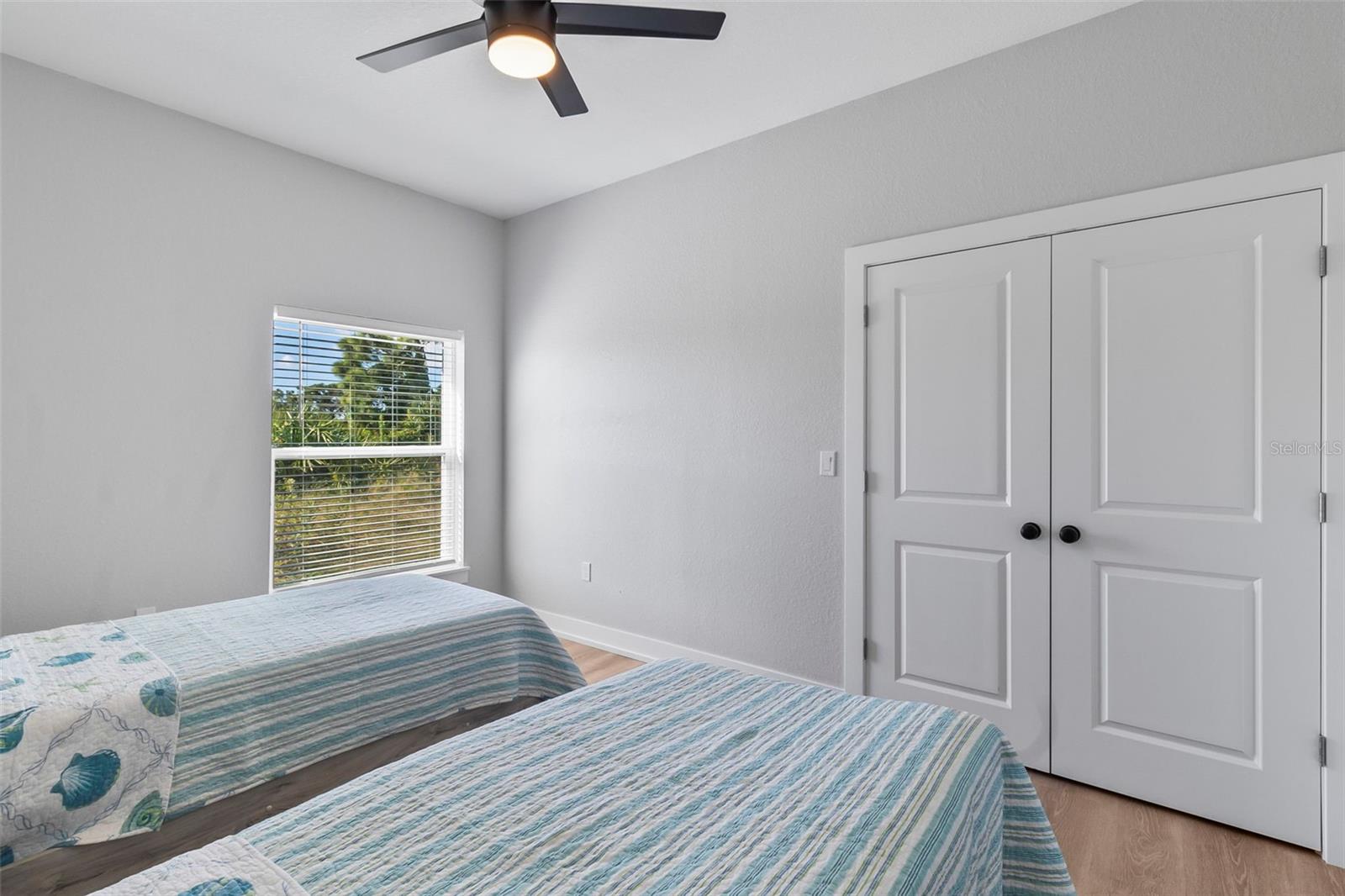 Image 16 of 30 For 9155 Agate Street