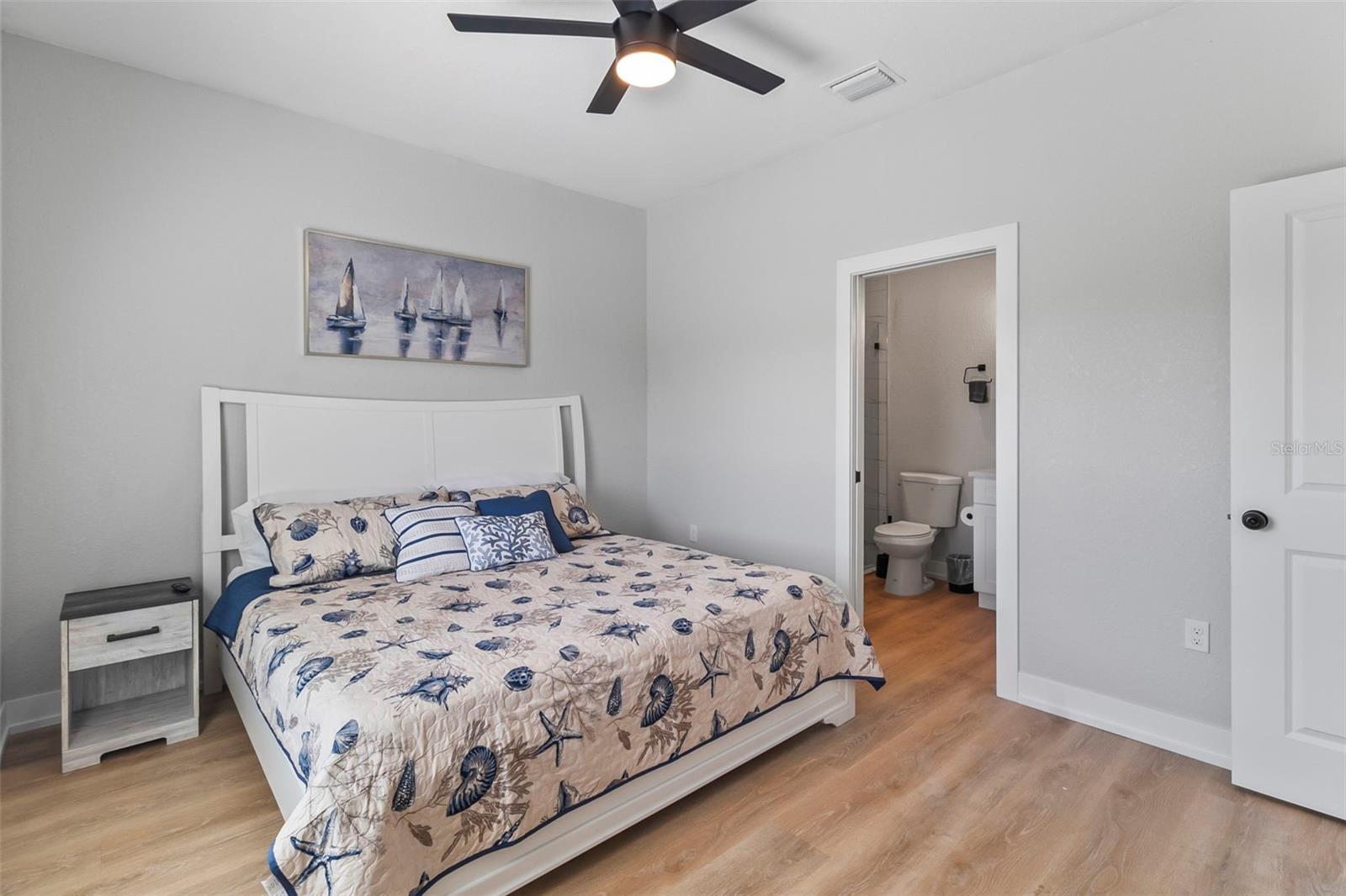 Image 19 of 30 For 9155 Agate Street