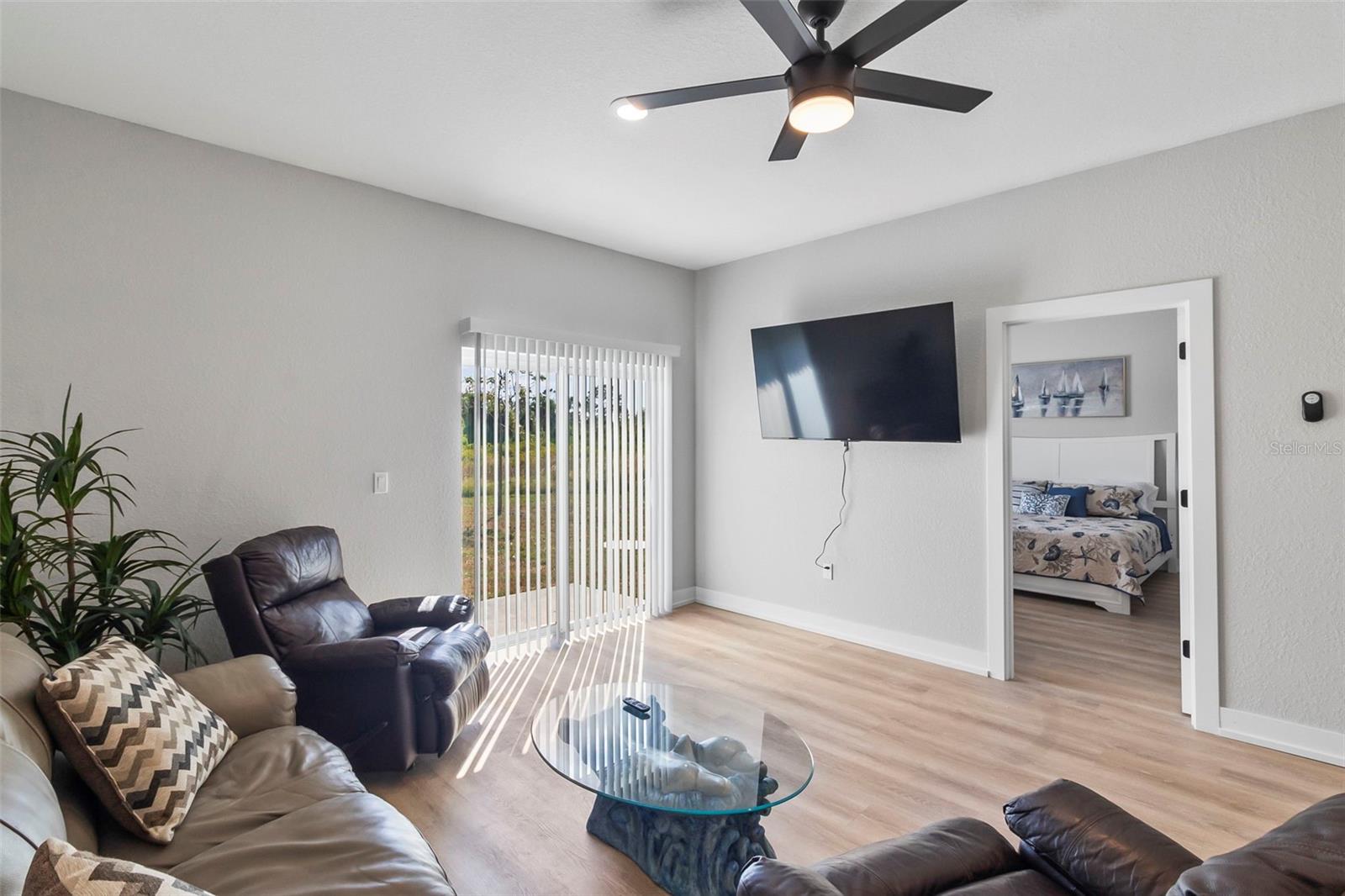 Image 27 of 30 For 9155 Agate Street