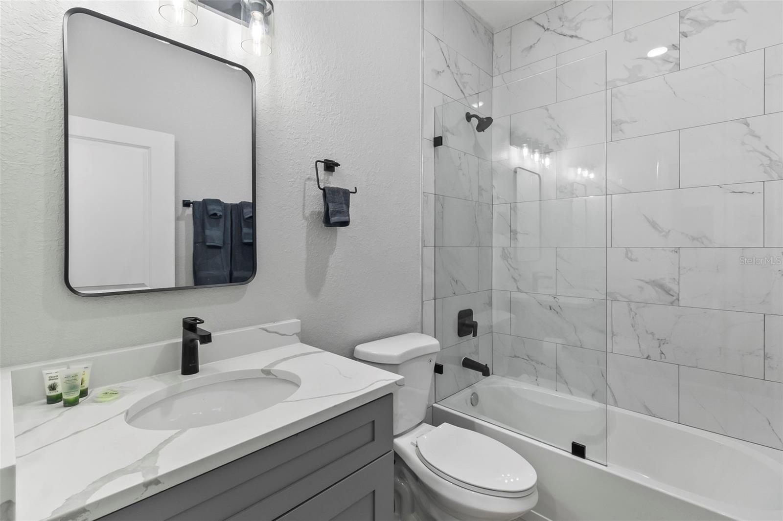 Image 5 of 30 For 9155 Agate Street