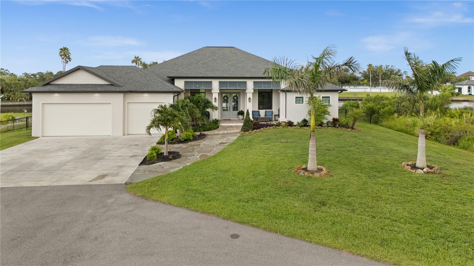 Image 3 of 94 For 12581 Eisenhower Drive
