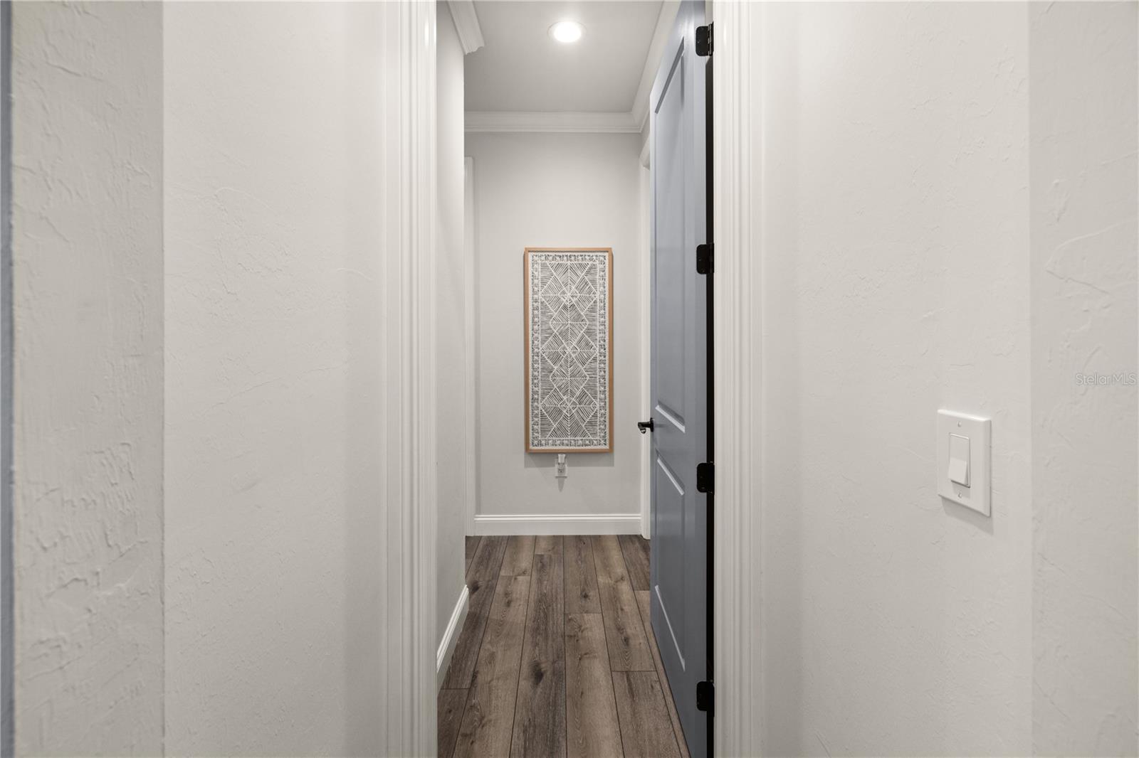 Image 32 of 94 For 12581 Eisenhower Drive