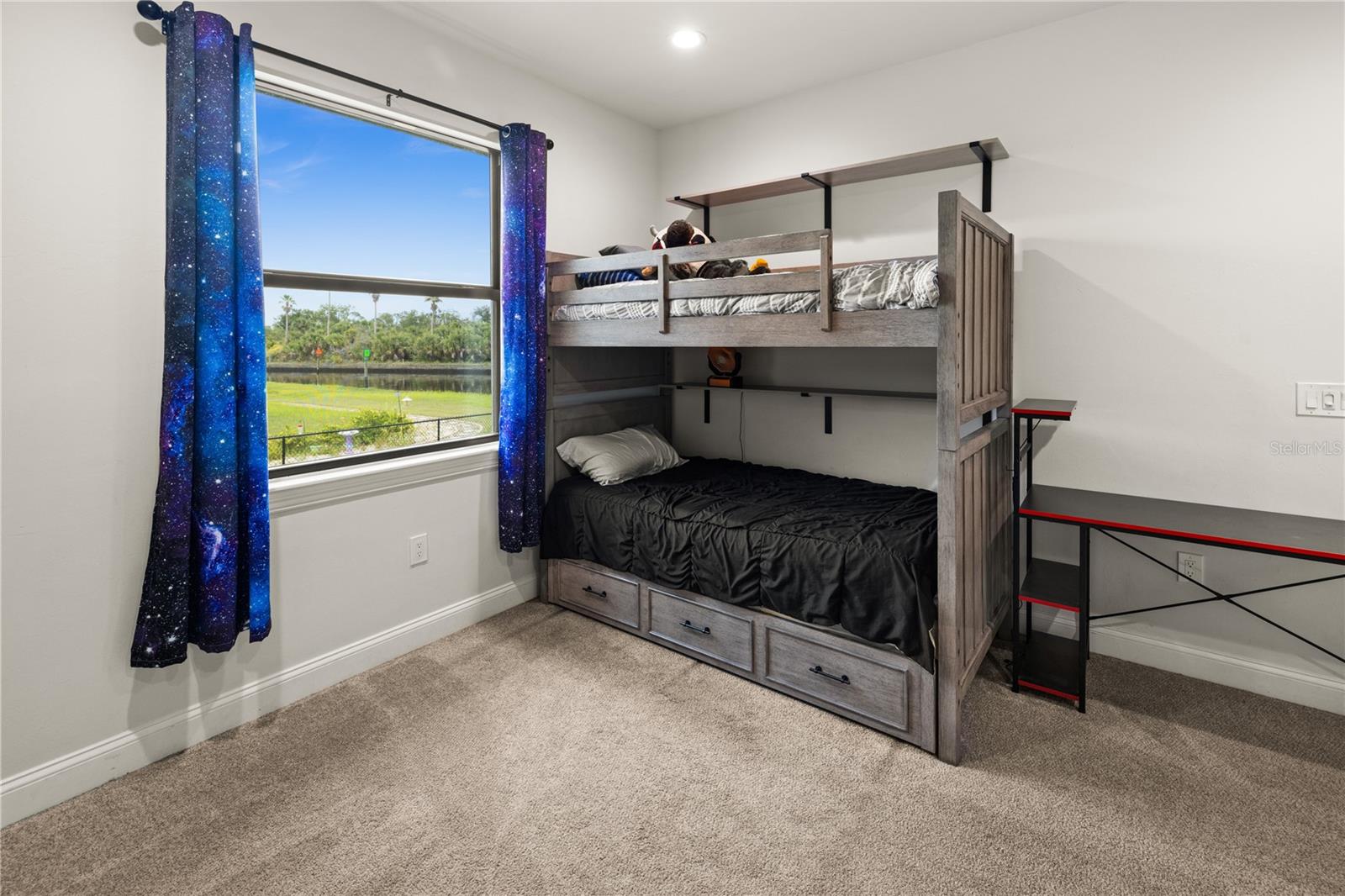 Image 49 of 94 For 12581 Eisenhower Drive