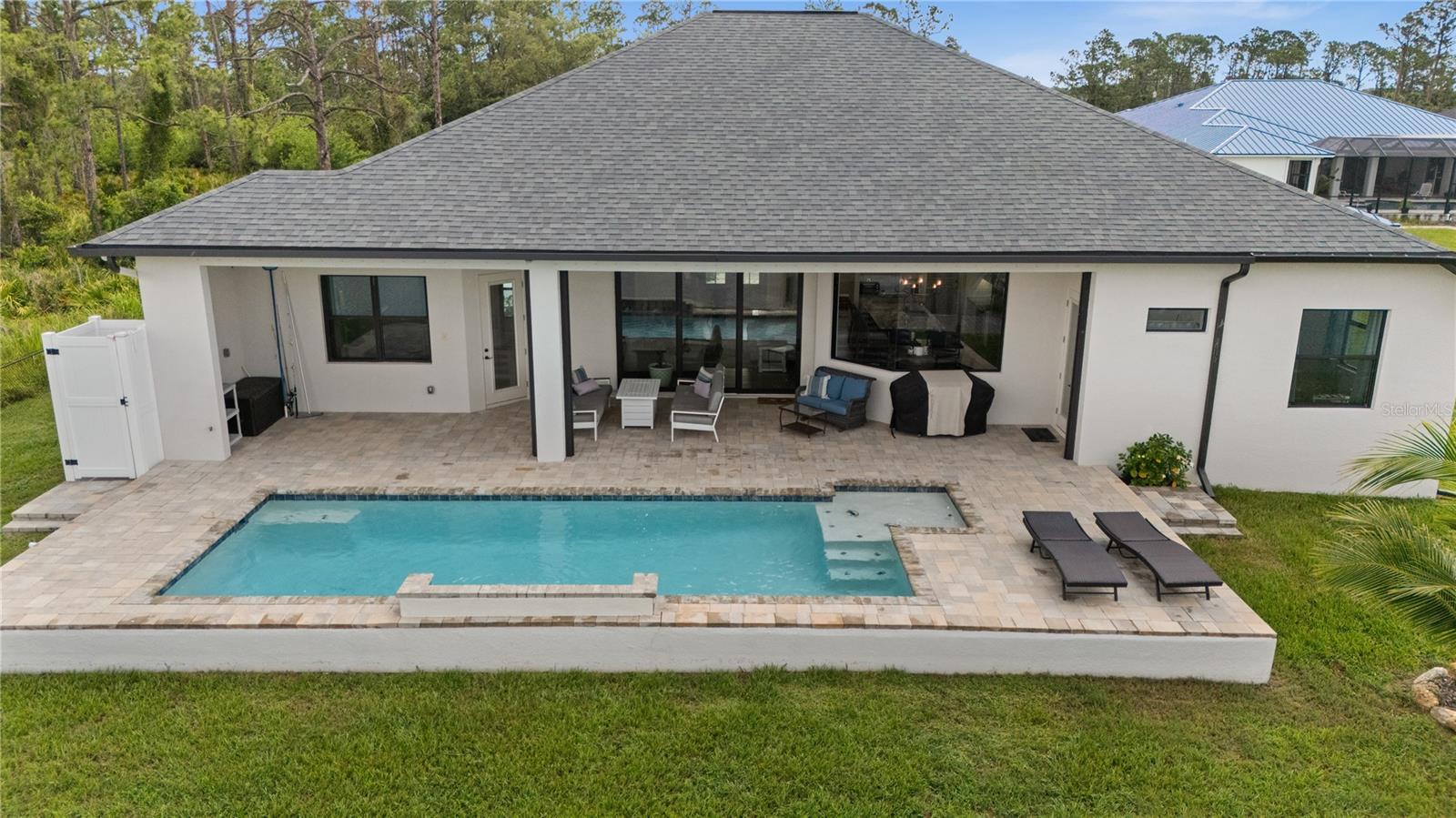 Image 61 of 94 For 12581 Eisenhower Drive