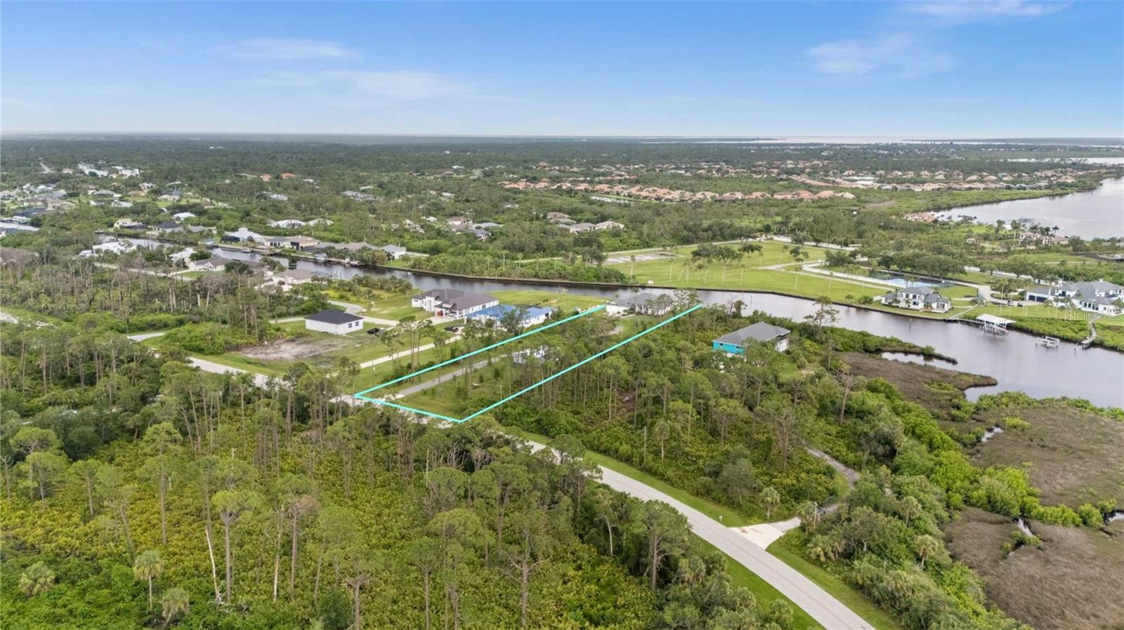 Image 82 of 94 For 12581 Eisenhower Drive
